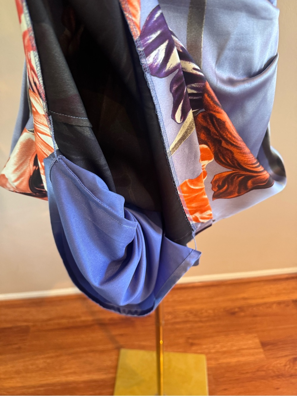 Elie Tahari 93% Silk Floral Draped Sheath Dress Lavender Size 6 - Picture 8 of 15
